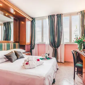 Hotell Raeli Siracusa, Rom